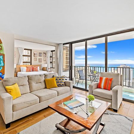 Waikiki Banyan 1Br With Great Ocean Views, Steps To Beach & Parking! Χονολουλού Εξωτερικό φωτογραφία
