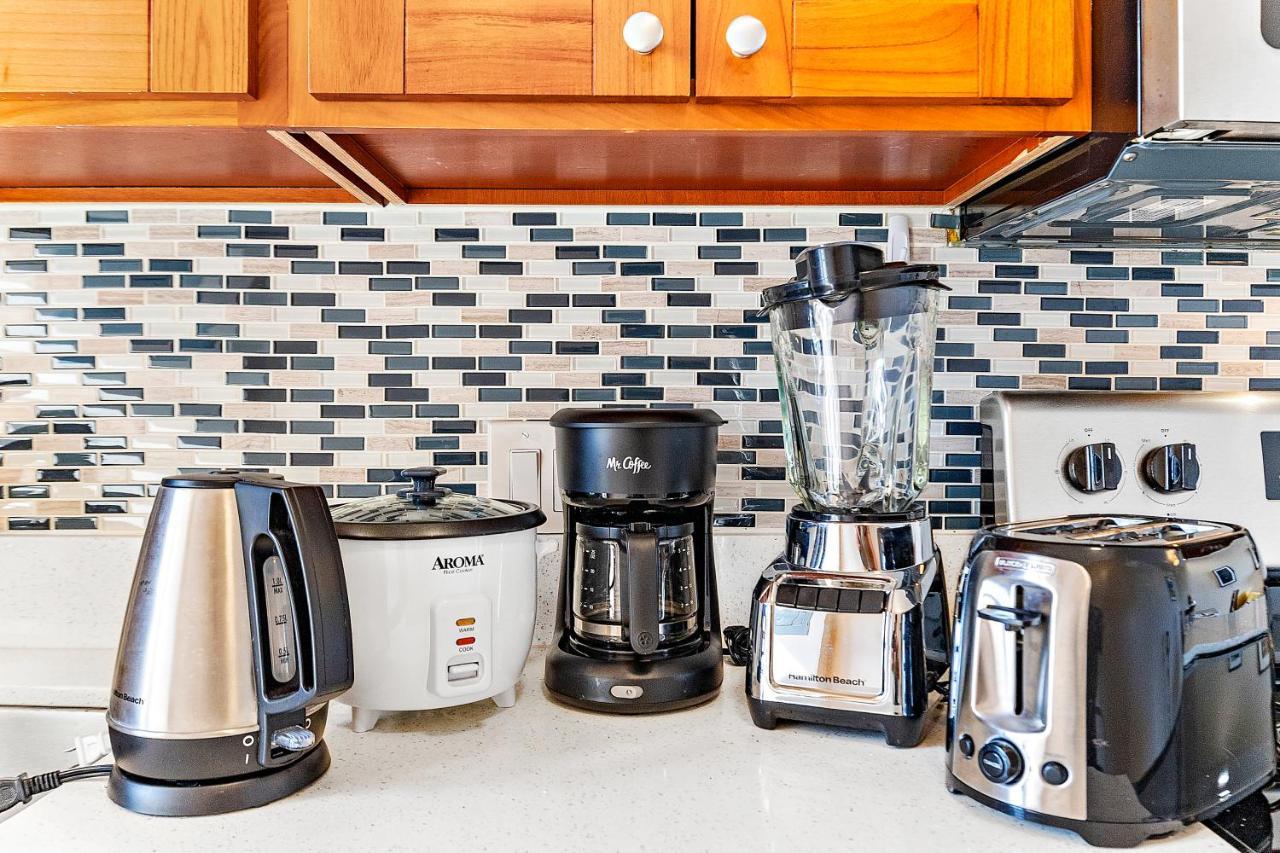 Waikiki Banyan 1Br With Great Ocean Views, Steps To Beach & Parking! Χονολουλού Εξωτερικό φωτογραφία