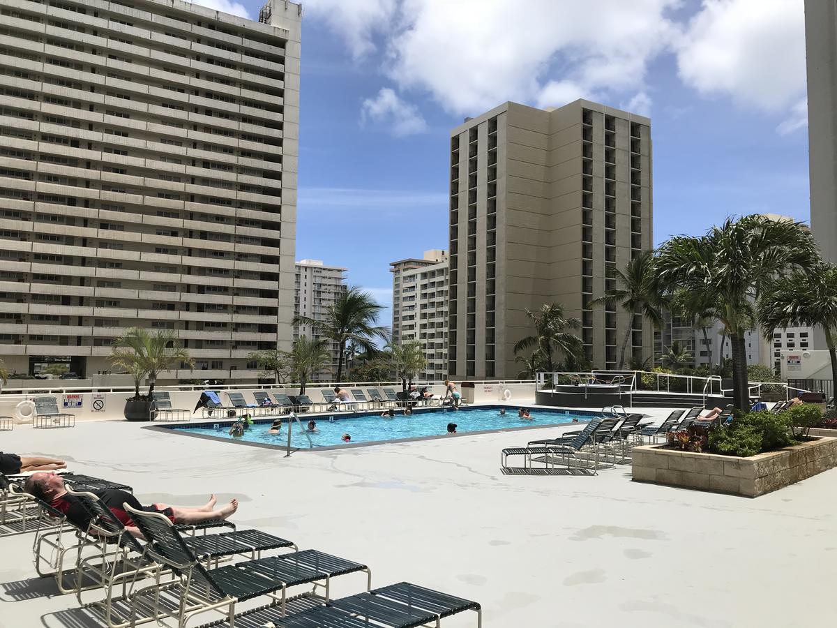 Waikiki Banyan 1Br With Great Ocean Views, Steps To Beach & Parking! Χονολουλού Εξωτερικό φωτογραφία